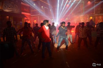 Thikka Movie Song Coverage